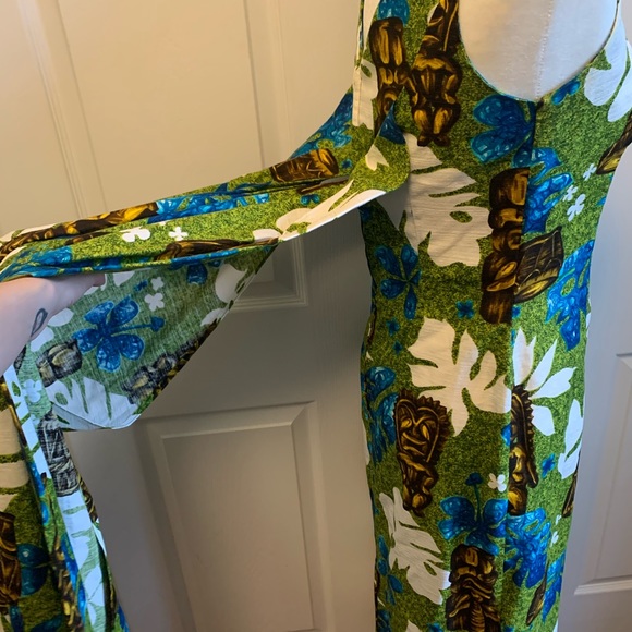 Vintage Barkcloth Tiki Dress with Back Drape - Picture 6 of 7